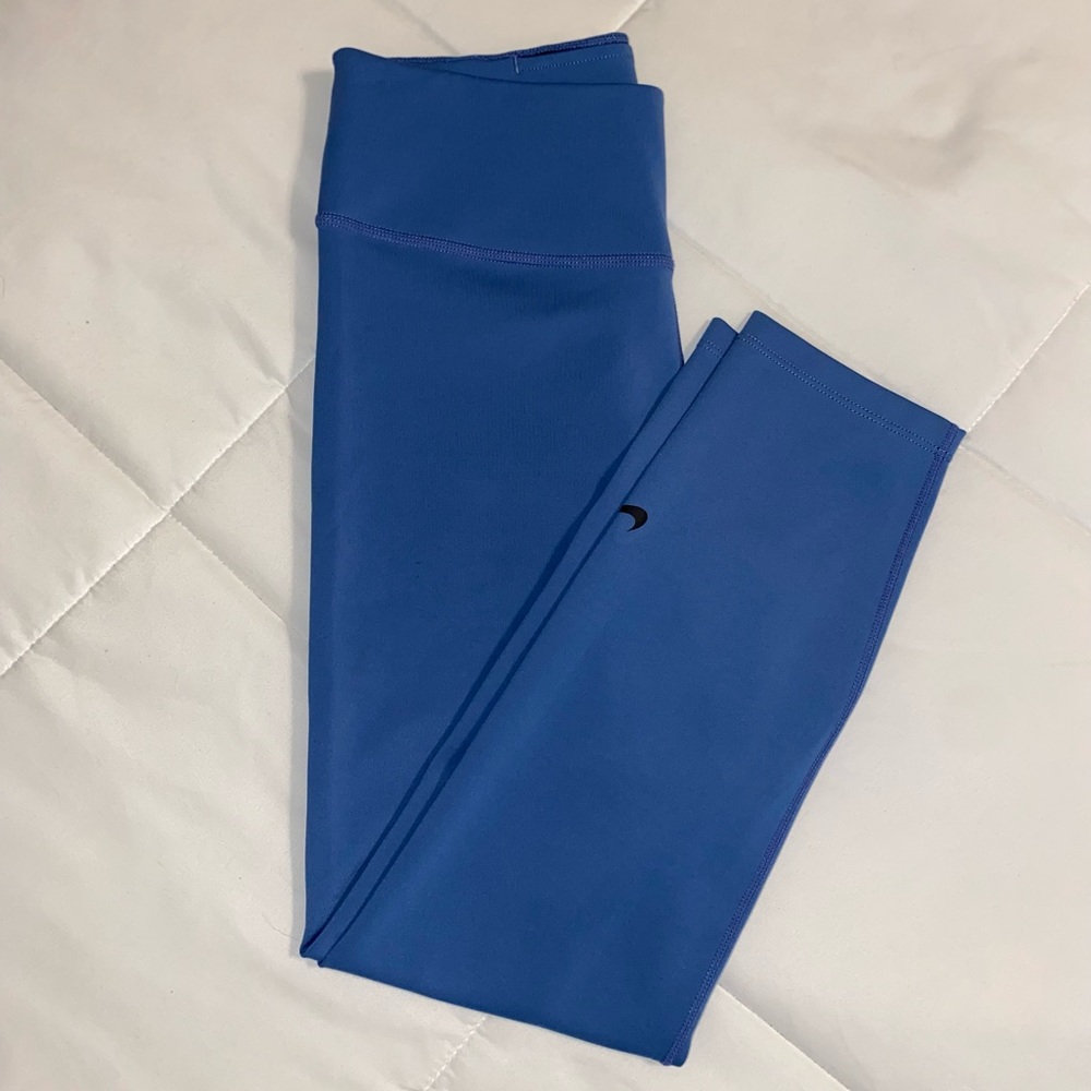 Nike Dri Fit Leggings - Medium